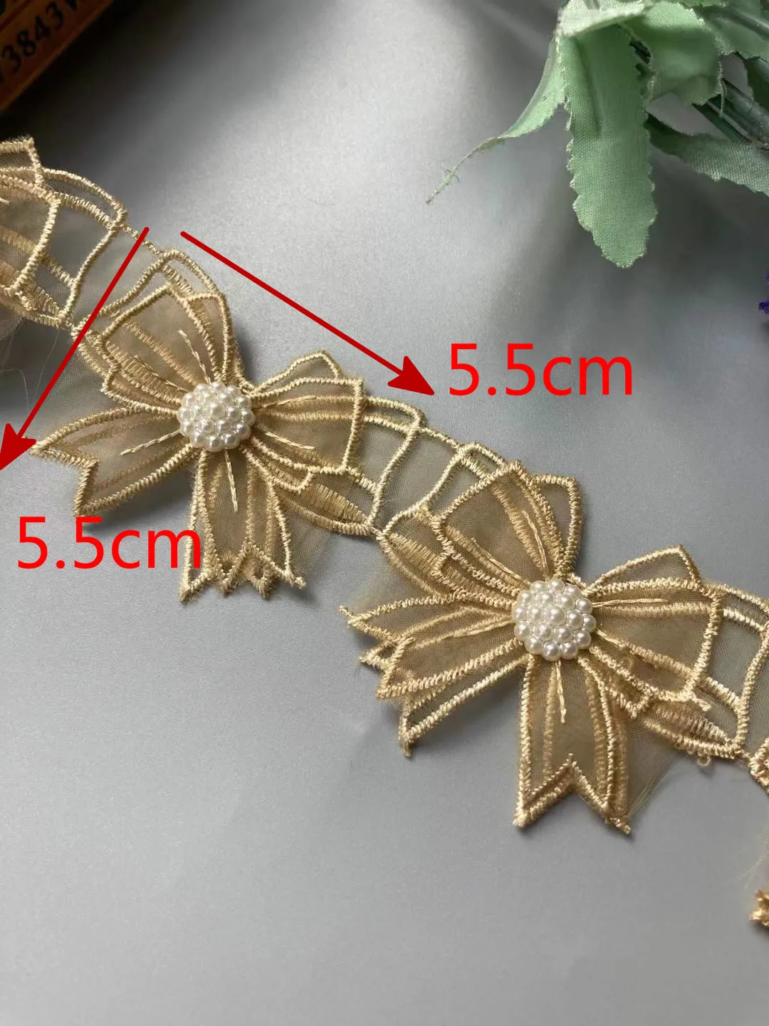 1 Yard Gold Mesh Bowknot Rhinestones Embroidered Lace Trim Ribbon Patches Applique Fabric DIY Wedding Dress Sewing Supplies
1 Yard Gold Mesh Bowknot Rhinestones Embroidered Lace Trim Ribbon Patches Applique Fabric DIY Wedding Dress Sewing Supplies