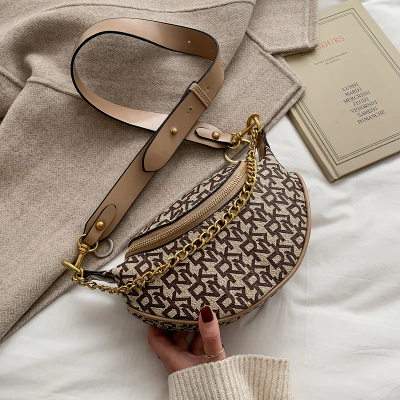 2021 New Net Red Texture Cartoon Print Niche Fashion Wild Western Style Wide Band Dumpling-Shaped Shoulder Crossbody Women Bag
2021 New Net Red Texture Cartoon Print Niche Fashion Wild Western Style Wide Band Dumpling-Shaped Shoulder Crossbody Women Bag