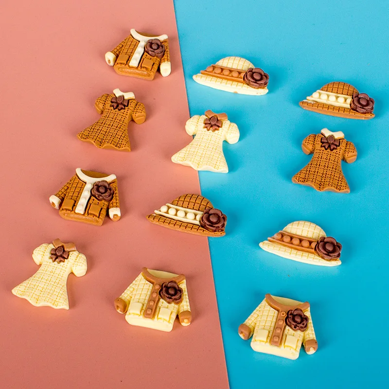 10Pcs Elegant Cute Coat Hat Dress Flatback Resin Cabochon Scrapbooking For Phone Deco Parts DIY Miniature Dollhouse Accessories
10Pcs Elegant Cute Coat Hat Dress Flatback Resin Cabochon Scrapbooking For Phone Deco Parts DIY Miniature Dollhouse Accessories
