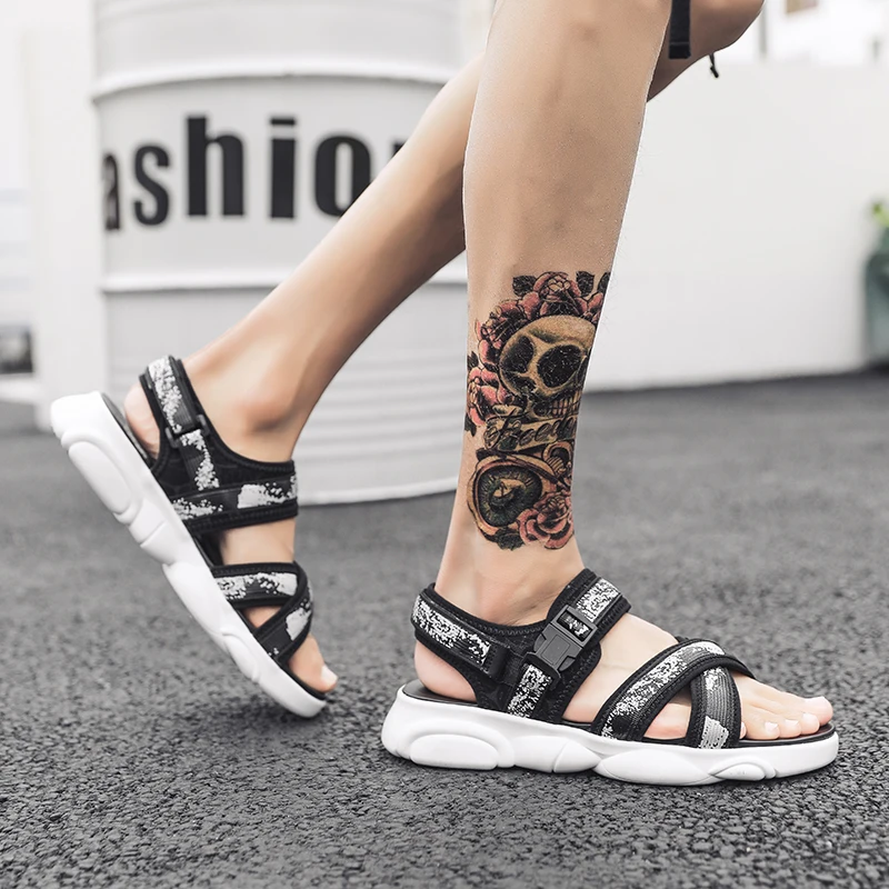 Tenis Masculino Preto Sandals Beach Summer Breathable Mesh Shoes Men Flat Mens Style Flip Flops Casual Genuine Leather
Tenis Masculino Preto Sandals Beach Summer Breathable Mesh Shoes Men Flat Mens Style Flip Flops Casual Genuine Leather