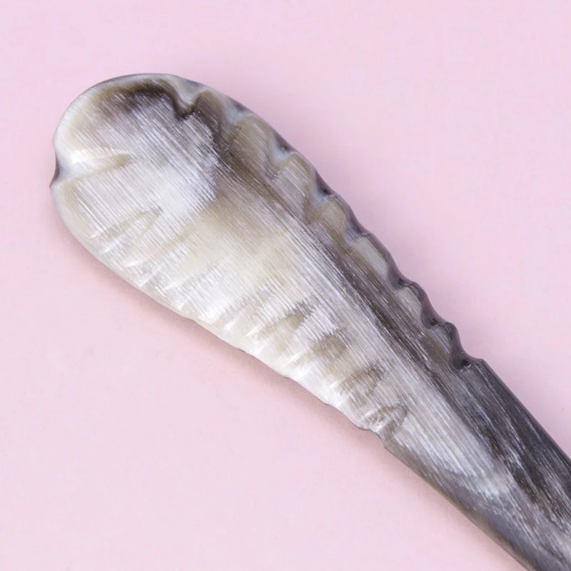 Women Hairpins Retro Chinese Style Natural Horn Hair Stick Jewelry Decorations
Women Hairpins Retro Chinese Style Natural Horn Hair Stick Jewelry Decorations