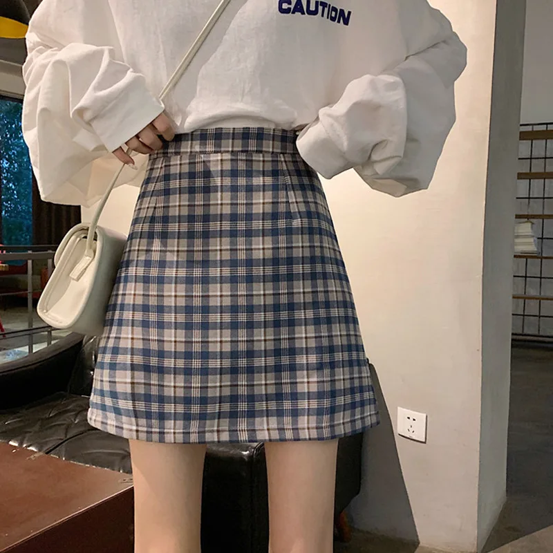 Spring And Autumn New Plaid Skirt Female Korean Style High Waist A-Line Bag Hip All-Match Short Skirt
Spring And Autumn New Plaid Skirt Female Korean Style High Waist A-Line Bag Hip All-Match Short Skirt