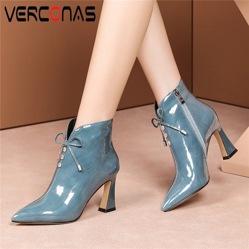 VERCONAS Elegant Woman Ankle Boots 2021 New Butterfly-Knot Office Lady Genuine Leather Shoes Woman Autumn Winter Zip Short Boots
VERCONAS Elegant Woman Ankle Boots 2021 New Butterfly-Knot Office Lady Genuine Leather Shoes Woman Autumn Winter Zip Short Boots