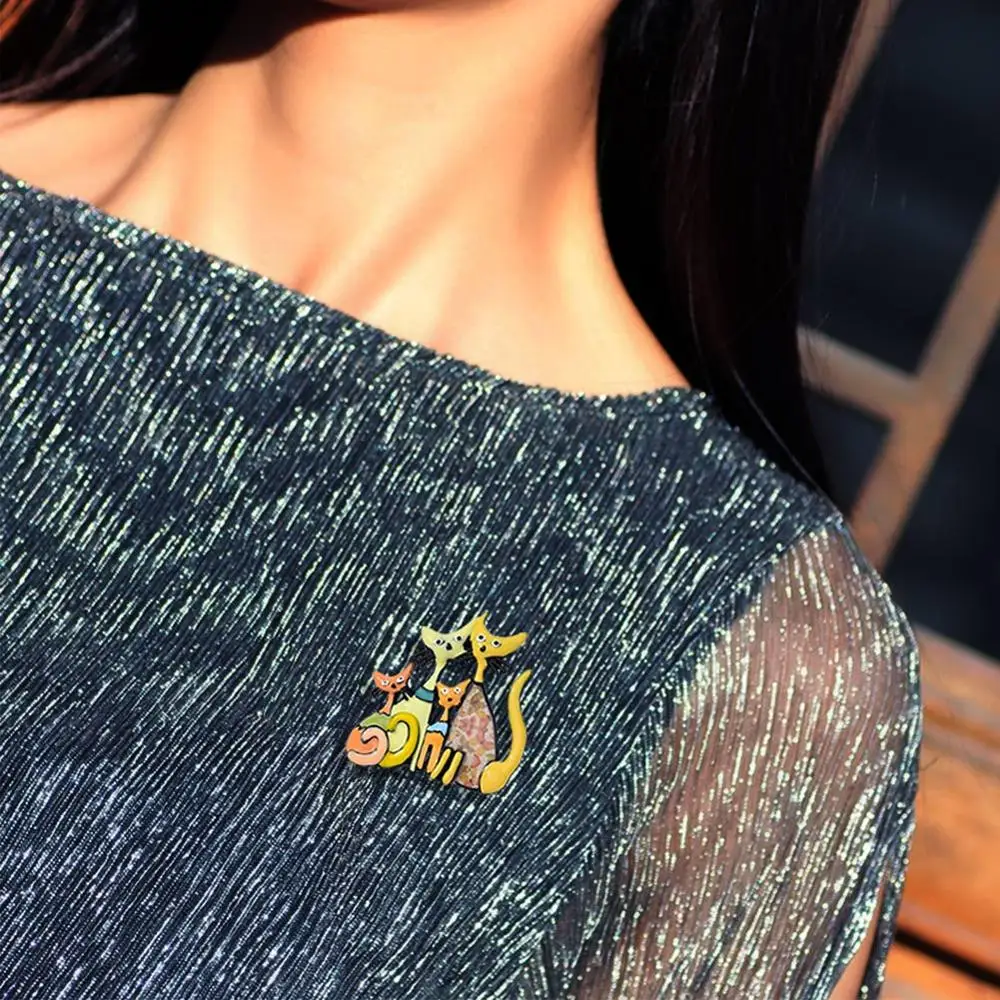 Original Design Cat Brooches Pins for Women Dress Backpacks Fashion Mother Daughter Animal Cats Brooch Pin Christmas Gifts 2020
Original Design Cat Brooches Pins for Women Dress Backpacks Fashion Mother Daughter Animal Cats Brooch Pin Christmas Gifts 2020
