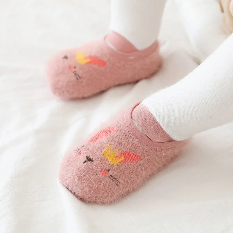 Cotton Newborn Shoes Leather Baby Girl Shoes First Walker Toddler Boy Shoe Soft Sole Babies Crib ShoesAutumn Winter Baby Booties
Cotton Newborn Shoes Leather Baby Girl Shoes First Walker Toddler Boy Shoe Soft Sole Babies Crib ShoesAutumn Winter Baby Booties