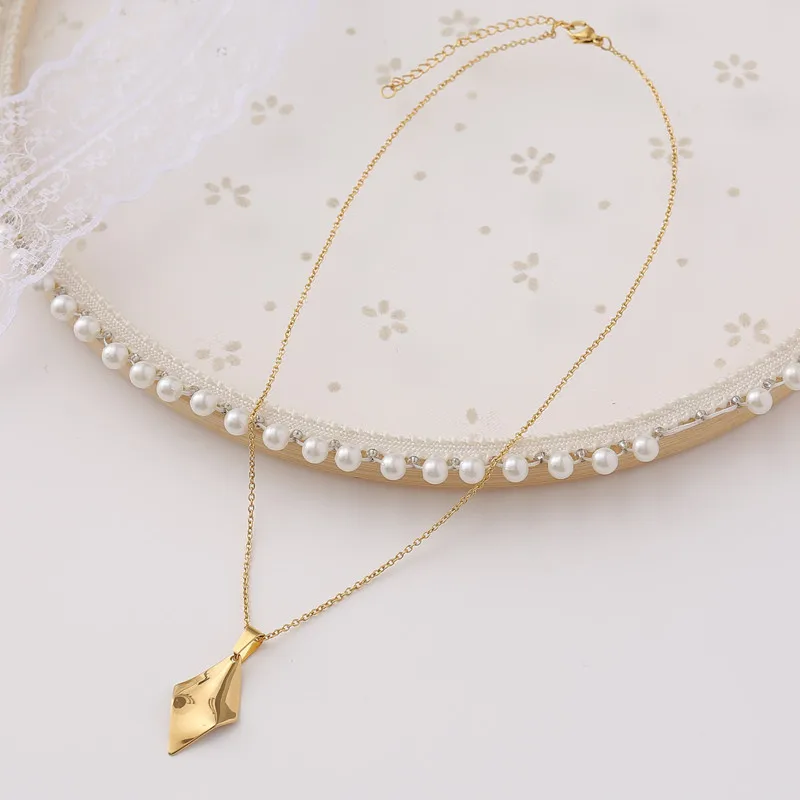 Stainless Steel Irregular Geometry Pendant Necklace For Women Gold Female Chain Clavicle Choker Aesthetic Necklace Jewelry 2021 
Stainless Steel Irregular Geometry Pendant Necklace For Women Gold Female Chain Clavicle Choker Aesthetic Necklace Jewelry 2021