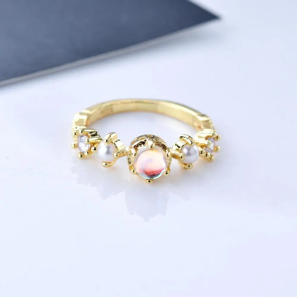 Cute Female Small Crystal Round Moonstone Ring Gold Engagement Ring Delicate Party Wedding Rings For Women
Cute Female Small Crystal Round Moonstone Ring Gold Engagement Ring Delicate Party Wedding Rings For Women