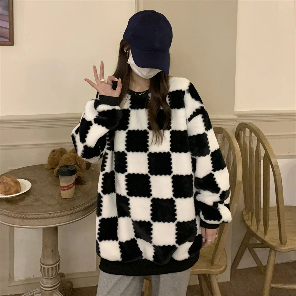 2021 Women's Winter New Pullover Casual Fashion Simple Commuter Style Long-sleeved Warm Checkered Print Contrast Top Hoodie
2021 Women's Winter New Pullover Casual Fashion Simple Commuter Style Long-sleeved Warm Checkered Print Contrast Top Hoodie