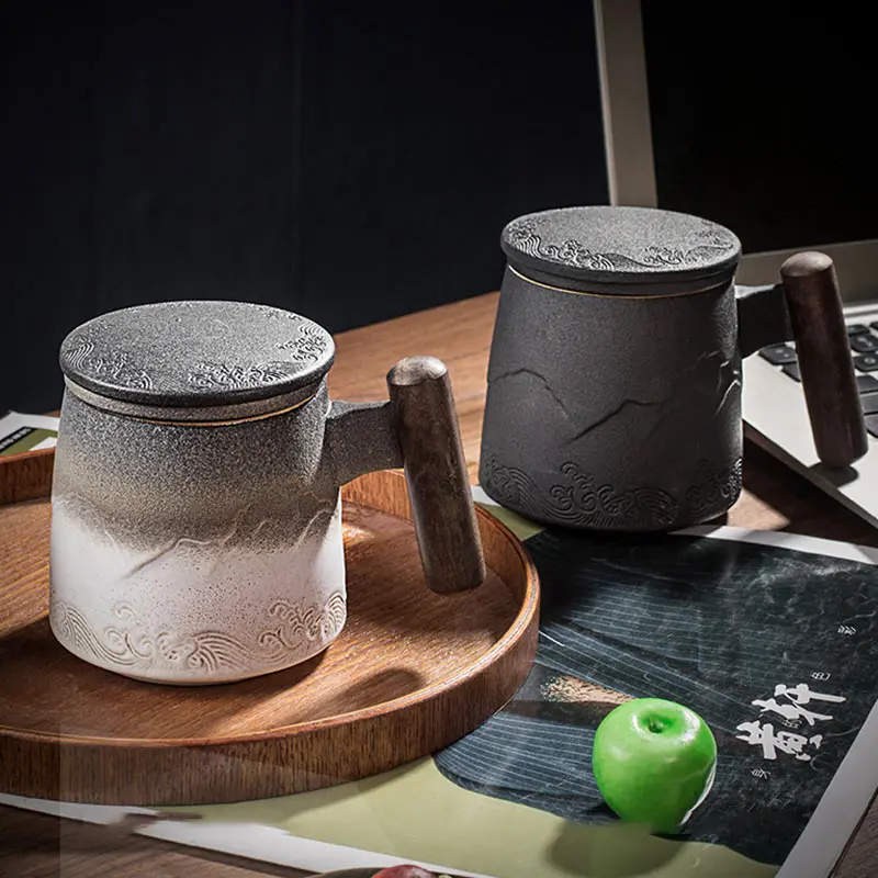 Retro Ceramic Tea Cup with Filter and Cover Ceramic Black Water Cup Wooden Handle Office Drinkware Caneca Set Gift Box Tea Mug
Retro Ceramic Tea Cup with Filter and Cover Ceramic Black Water Cup Wooden Handle Office Drinkware Caneca Set Gift Box Tea Mug