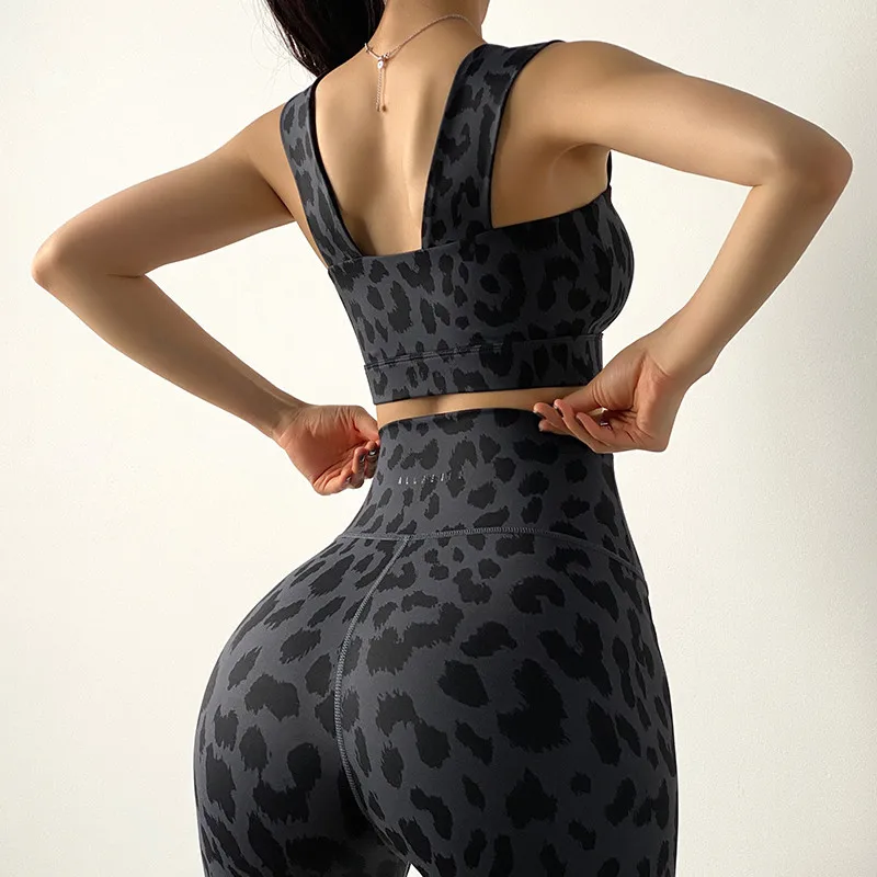 Women's Vest-Style Underwear, Elastic Outdoor Running Sports Tights, Quick-Drying Bras, Fitness Tops, Training Yoga Clothes
Women's Vest-Style Underwear, Elastic Outdoor Running Sports Tights, Quick-Drying Bras, Fitness Tops, Training Yoga Clothes