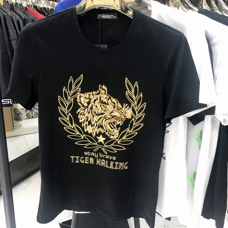 2021 Sequins Embroidery Men T Shirt Casual Streetwear High Quality Mercerized Cotton Clothes Short Sleeve Slim Tee Shirt Homme
2021 Sequins Embroidery Men T Shirt Casual Streetwear High Quality Mercerized Cotton Clothes Short Sleeve Slim Tee Shirt Homme