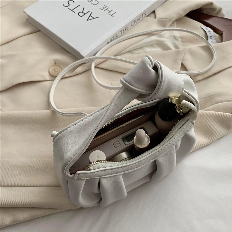 Winter Style 2020 Bolsas Soft Leather Luxury handbags Women bags Designer Multi-pocket Crossbody Shoulder Bags For Women Sac
Winter Style 2020 Bolsas Soft Leather Luxury handbags Women bags Designer Multi-pocket Crossbody Shoulder Bags For Women Sac
