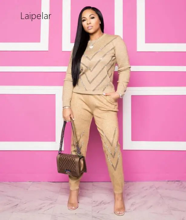 Laipelar New 2020 Glitter Stamping Long Sleeve Tops & Pencil Pants Set Women 2 Piece Outfits Party Clubwear
Laipelar New 2020 Glitter Stamping Long Sleeve Tops & Pencil Pants Set Women 2 Piece Outfits Party Clubwear