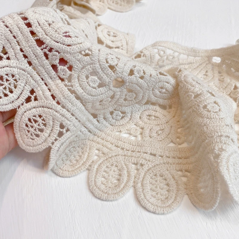 Women Elegant Hollow Out Crochet Fake Collar Floral Lace Solid Color Lolita Big Shawl Detachable Faux Pearl Button Short Poncho
Women Elegant Hollow Out Crochet Fake Collar Floral Lace Solid Color Lolita Big Shawl Detachable Faux Pearl Button Short Poncho
