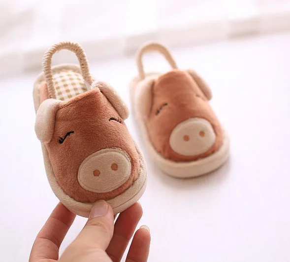 Kids Winter Slippers Boys Cartoon Rabbit Cotton Home Slippers Children's Plush Indoor Warm Shoes Bowtie Girls Princess Slippers
Kids Winter Slippers Boys Cartoon Rabbit Cotton Home Slippers Children's Plush Indoor Warm Shoes Bowtie Girls Princess Slippers