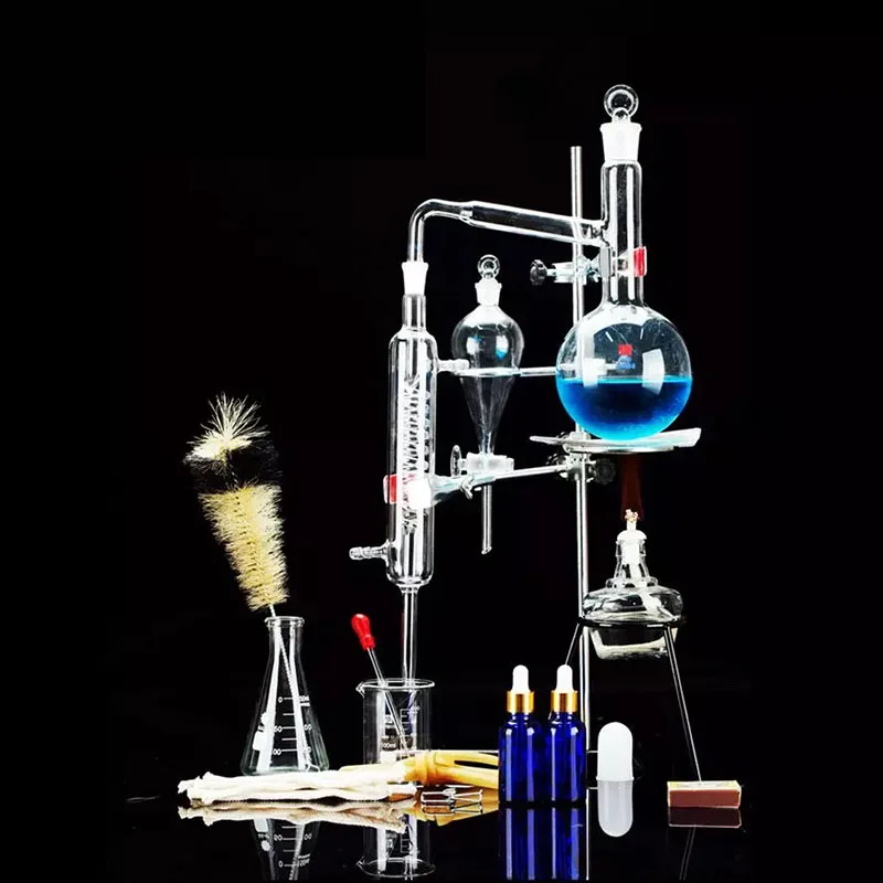 New Lab Essential Oil Distillation Apparatus Water Distiller Purifier Glassware Kits w/Condenser Pipe Flask
New Lab Essential Oil Distillation Apparatus Water Distiller Purifier Glassware Kits w/Condenser Pipe Flask