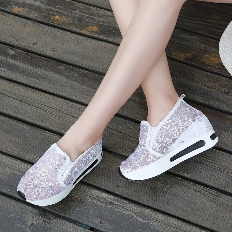 New High Heel Lady Casual Black White Women Sneakers Leisure Platform Shoes Breathable Height Increasing Shoes canvas shoes
New High Heel Lady Casual Black White Women Sneakers Leisure Platform Shoes Breathable Height Increasing Shoes canvas shoes