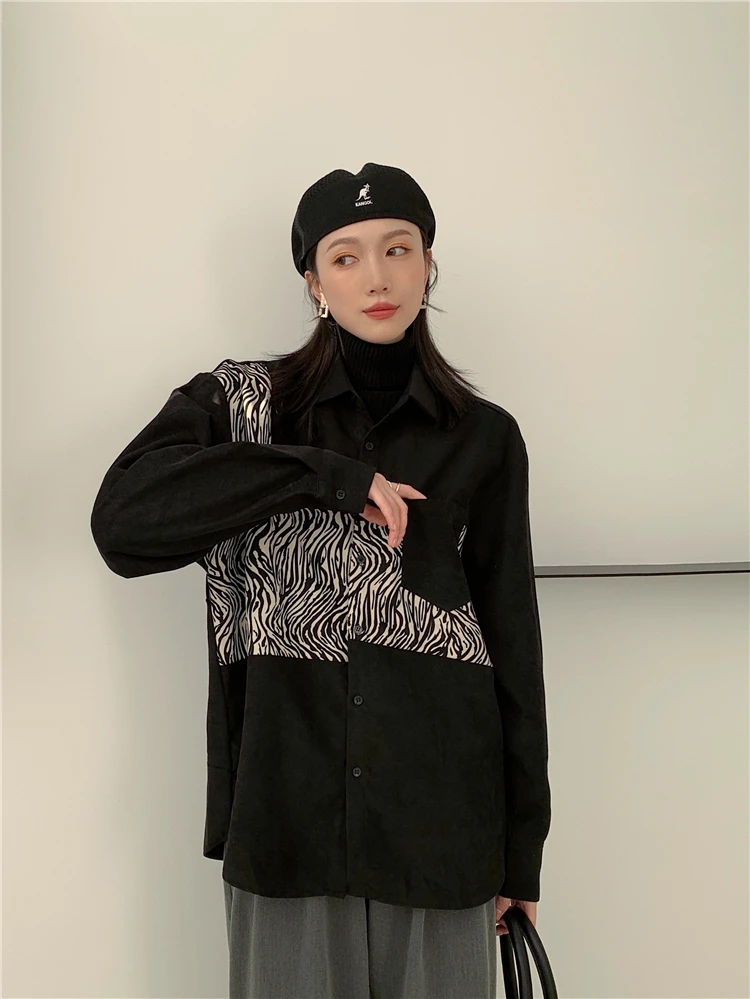 Streetwear Fashion Patchwork Zebra Print Top Oversized Shirt Women Button Up Long Sleeve Blouse Fashion Clothing D253
Streetwear Fashion Patchwork Zebra Print Top Oversized Shirt Women Button Up Long Sleeve Blouse Fashion Clothing D253