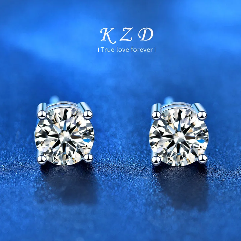 Ladies 925 Sterling Silver Moissan Earrings Exquisite Earrings Temperament Round Earrings
Ladies 925 Sterling Silver Moissan Earrings Exquisite Earrings Temperament Round Earrings