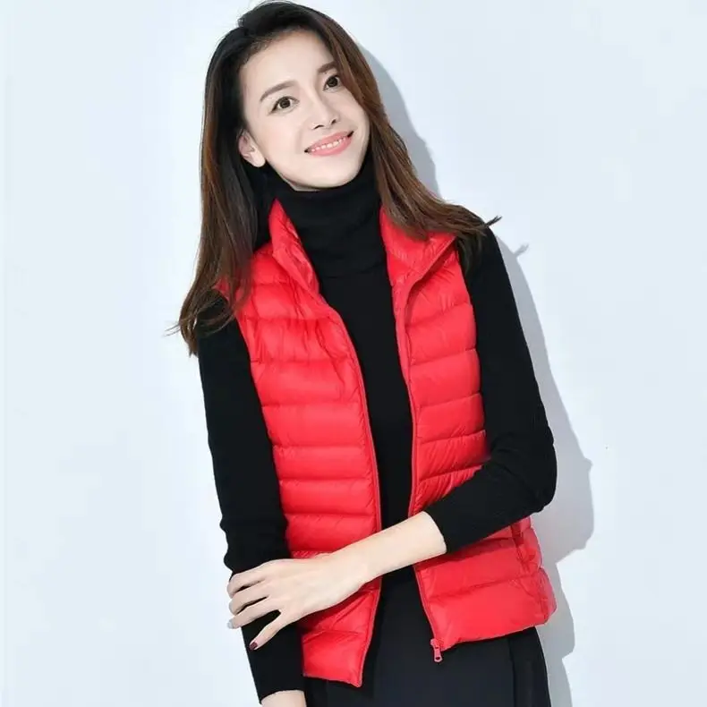 2020 Women Warm Vest Plus Size Short Sleeveless Jacket Female Casual Ultra Light Down Vest Women's Slim Waistcoat Outwear G25
2020 Women Warm Vest Plus Size Short Sleeveless Jacket Female Casual Ultra Light Down Vest Women's Slim Waistcoat Outwear G25