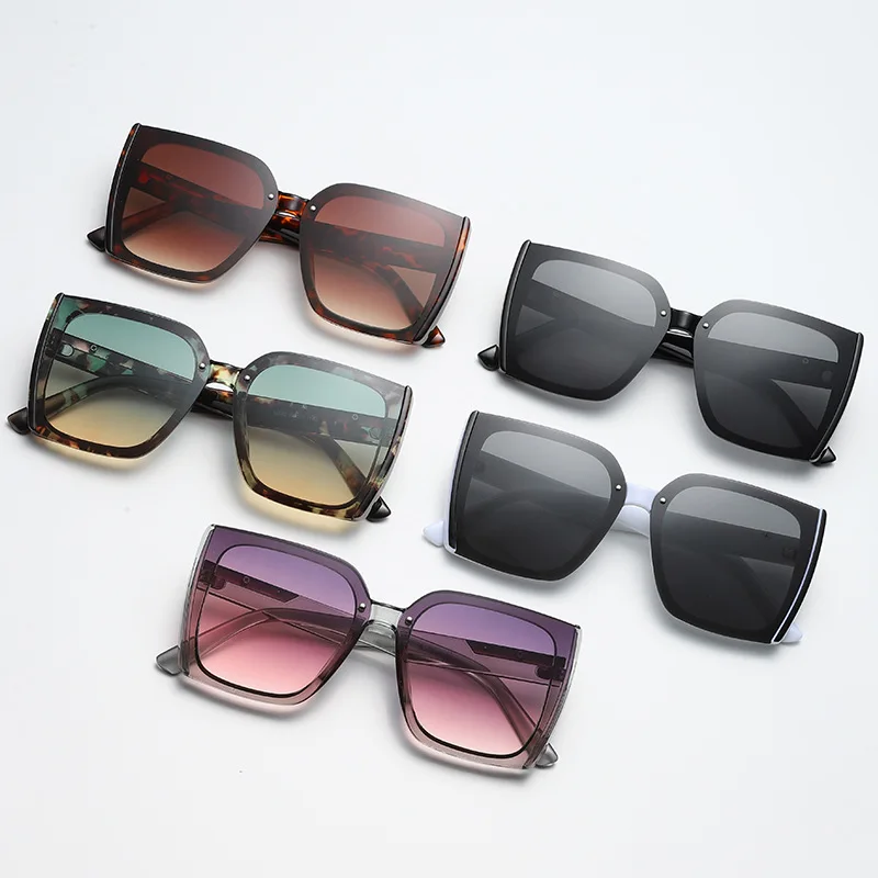 Fashion Big Frame Square Sunglasses Rice Nail Gradient Brand Design Anti-ultraviolet UV400 Casual Sunglasses for Adult,Women,Men
Fashion Big Frame Square Sunglasses Rice Nail Gradient Brand Design Anti-ultraviolet UV400 Casual Sunglasses for Adult,Women,Men