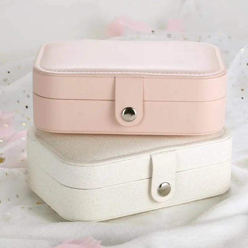 Jewelry Storage Box Jewelry Display Box Storage Jewelry Box PU Durable Lightweight Multi-Functional Accessories Easy To Take
Jewelry Storage Box Jewelry Display Box Storage Jewelry Box PU Durable Lightweight Multi-Functional Accessories Easy To Take