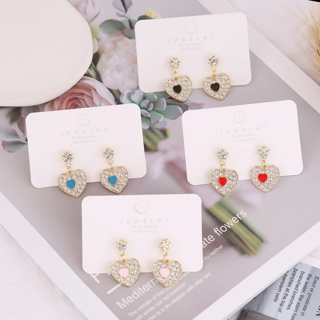 Fashionable And Temperament Color Dripping Oil Love Sun Heart-Shaped Inlaid Zircon Pendant Earrings Women's Ear Eardrops Jewelry
Fashionable And Temperament Color Dripping Oil Love Sun Heart-Shaped Inlaid Zircon Pendant Earrings Women's Ear Eardrops Jewelry