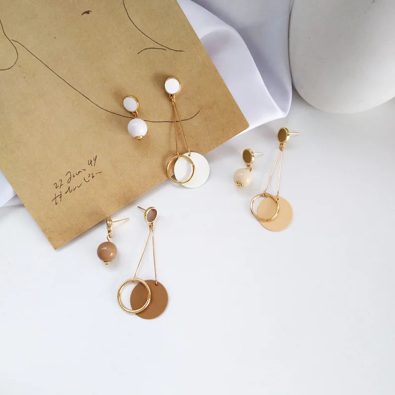 Coffee Round Asymmetric No Hole Earrings Simple Stylish Bead Clip on Earrings No Pierced Bulgaria Jewelry for Women
Coffee Round Asymmetric No Hole Earrings Simple Stylish Bead Clip on Earrings No Pierced Bulgaria Jewelry for Women