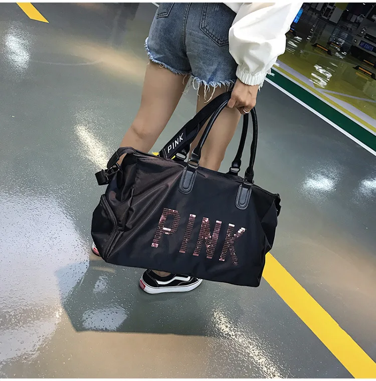 China factory custom made outdoor travel bags sport yoga wholesale fitness duffel bag for young women
China factory custom made outdoor travel bags sport yoga wholesale fitness duffel bag for young women