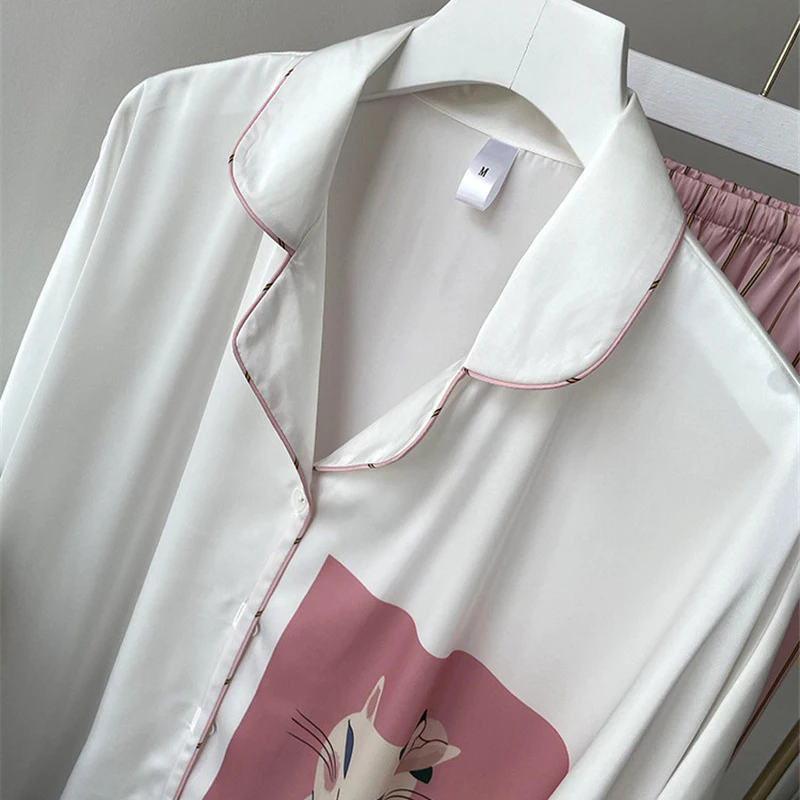 New Ice Silk Loose Pajamas Women Summer Bat Sleeve Long Sleeve Trousers Suit Pijama Sweet Homewear
New Ice Silk Loose Pajamas Women Summer Bat Sleeve Long Sleeve Trousers Suit Pijama Sweet Homewear