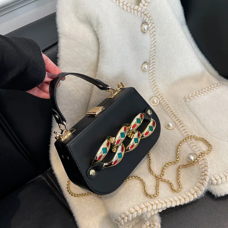 Popular Small Tote Handbag 2021 New Simple Portable Female Bag Lattice Shoulder Bag Messenger Small Square Bag
Popular Small Tote Handbag 2021 New Simple Portable Female Bag Lattice Shoulder Bag Messenger Small Square Bag