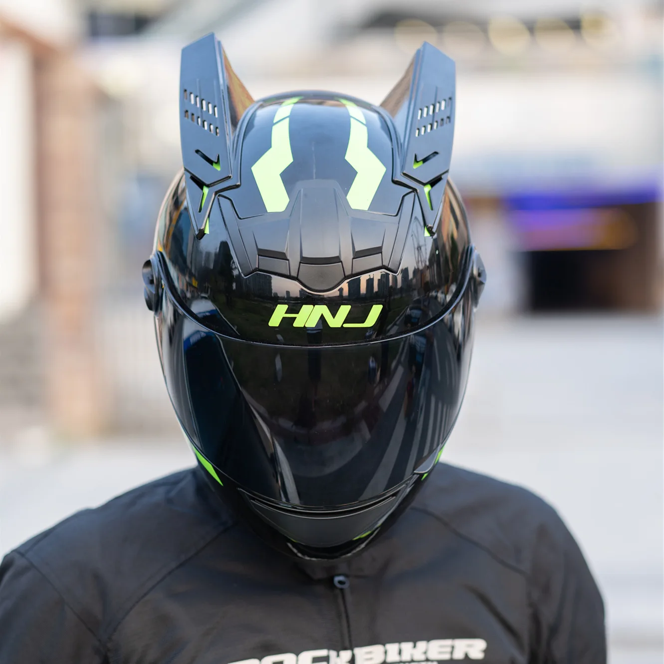 Motos Horns Motorcycle Helmet Pink Casco Moto Cycling Helmet Motorcross Full Helmet Green Riding Horn Hard Hat Pink Capacete 939
Motos Horns Motorcycle Helmet Pink Casco Moto Cycling Helmet Motorcross Full Helmet Green Riding Horn Hard Hat Pink Capacete 939