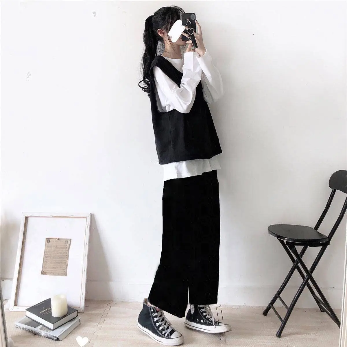Single three piece suit women's 2021 Korean spring and autumn new loose thin T-shirt student vest wide leg pants two piece set
Single three piece suit women's 2021 Korean spring and autumn new loose thin T-shirt student vest wide leg pants two piece set