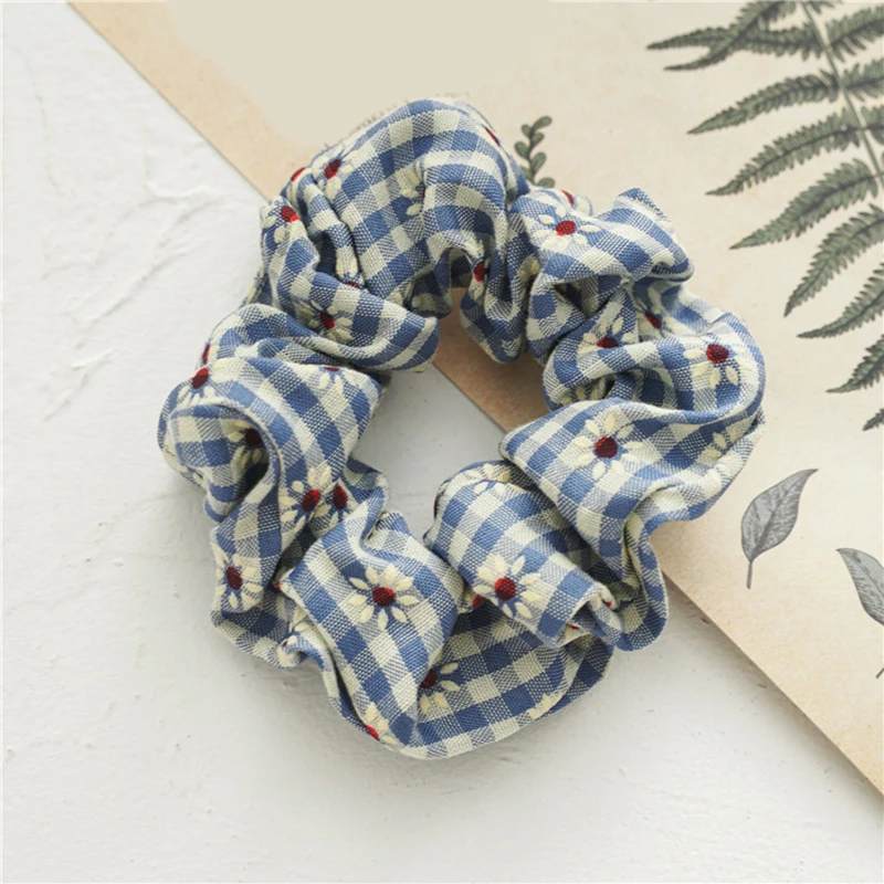 New Scrunchies Girls Headwear Colorful Hair Ring Elestic Hair rope Hair Accessories Fashion ponytail Hold hair Rubber Bands
New Scrunchies Girls Headwear Colorful Hair Ring Elestic Hair rope Hair Accessories Fashion ponytail Hold hair Rubber Bands