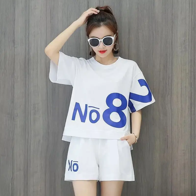 2022 Summer Women's Sportswear Tracksuit Cotton Casual Fashion Printing Korean Loose Short-Sleeved Shorts Running 2 Pieces Sets
2022 Summer Women's Sportswear Tracksuit Cotton Casual Fashion Printing Korean Loose Short-Sleeved Shorts Running 2 Pieces Sets
