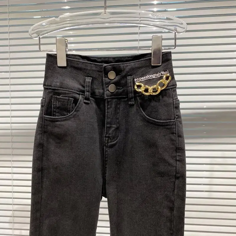 2021 Women's Spring Metal Chain Letter Embroidered High Waist Stretch Slim Fit Pencil Pants Jeans Black Pants Femme
2021 Women's Spring Metal Chain Letter Embroidered High Waist Stretch Slim Fit Pencil Pants Jeans Black Pants Femme
