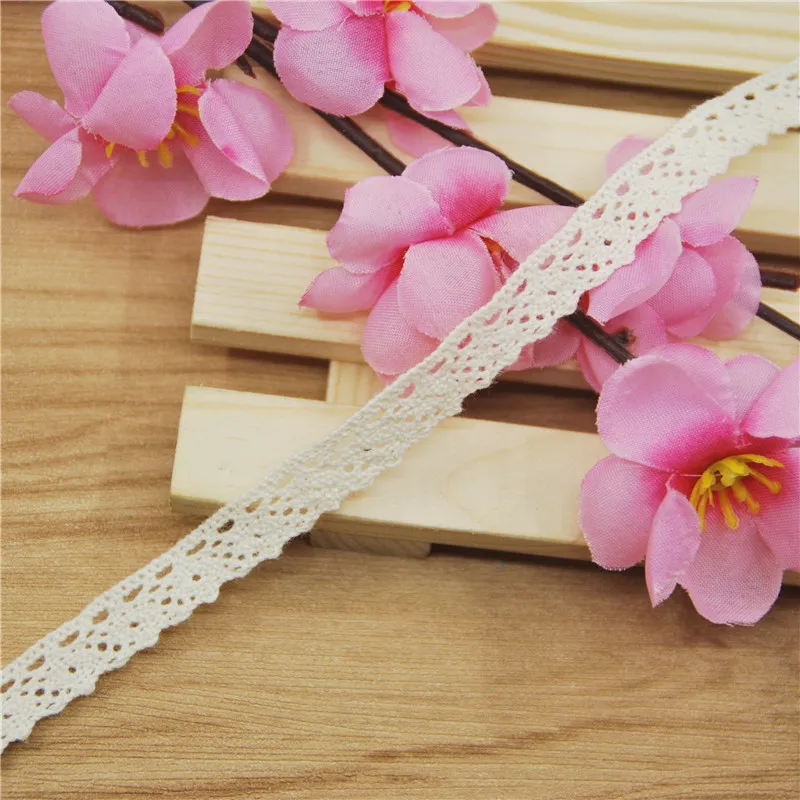 10mm Cotton Lace Trim Ivory Fabric Sewing Accessories Cloth Wedding Dress Decoration Ribbon Craft Supplies 100yards LC116
10mm Cotton Lace Trim Ivory Fabric Sewing Accessories Cloth Wedding Dress Decoration Ribbon Craft Supplies 100yards LC116