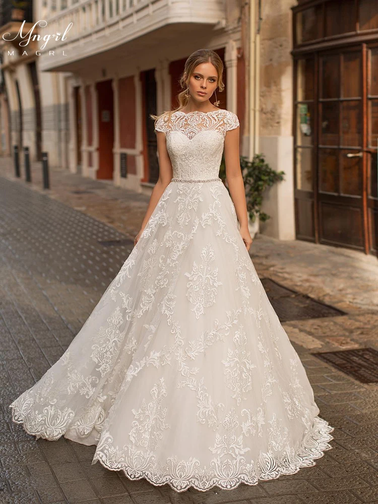MNGRL Wedding Dress One-shoulder 3D Flower Fluffy Bridal Dresses White Lace Hand Drill Wedding Gown Backless Plus Size Tail
MNGRL Wedding Dress One-shoulder 3D Flower Fluffy Bridal Dresses White Lace Hand Drill Wedding Gown Backless Plus Size Tail