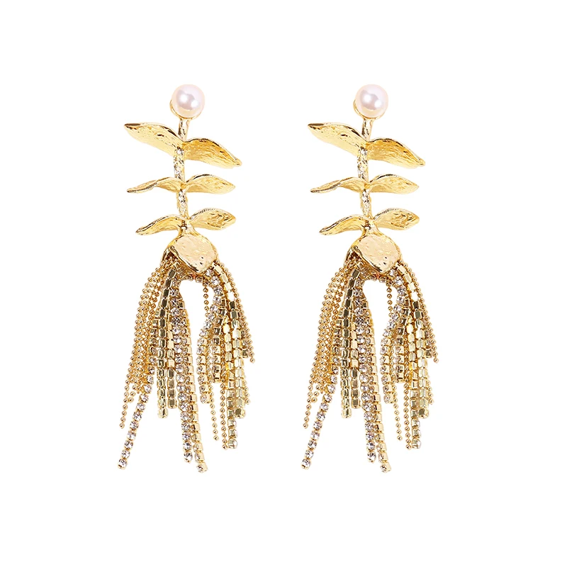 Badu Boutique Shiny Rhinestone Tassel Dangle Hyperbole Long Chain Earrings for Women Fashion Show Lady's Statement Jewelry
Badu Boutique Shiny Rhinestone Tassel Dangle Hyperbole Long Chain Earrings for Women Fashion Show Lady's Statement Jewelry