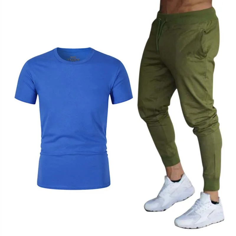 2021 summer fashion casual solid color men's suit sports suit sports suit men's sports suit short sleeve T-shirt 2 sets
2021 summer fashion casual solid color men's suit sports suit sports suit men's sports suit short sleeve T-shirt 2 sets