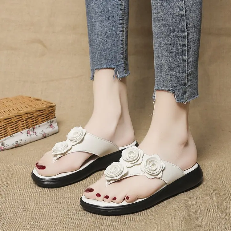 Female Shoes Ladies' Slippers Luxury Slides Low Rubber Flip Flops Flower Summer Clogs Woman 2021 Designer Flat Hawaiian Beach Fl
Female Shoes Ladies' Slippers Luxury Slides Low Rubber Flip Flops Flower Summer Clogs Woman 2021 Designer Flat Hawaiian Beach Fl