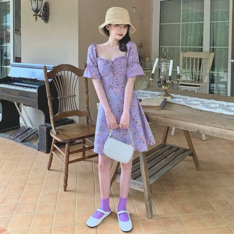 Women's Summer Vintage Floral Print Mini Dress Spring Elegant Holiday Party Chiffon Beach Dress Ladies Boho Casual Dresses
Women's Summer Vintage Floral Print Mini Dress Spring Elegant Holiday Party Chiffon Beach Dress Ladies Boho Casual Dresses