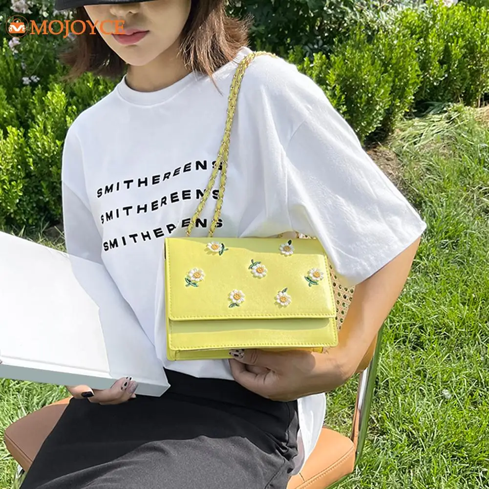 Contrast color Women's Bag Leather Designer Crossbody Bags Trend 2021 Travel Female Handbag Simple Shoulder Bag Lady Flap Purses
Contrast color Women's Bag Leather Designer Crossbody Bags Trend 2021 Travel Female Handbag Simple Shoulder Bag Lady Flap Purses