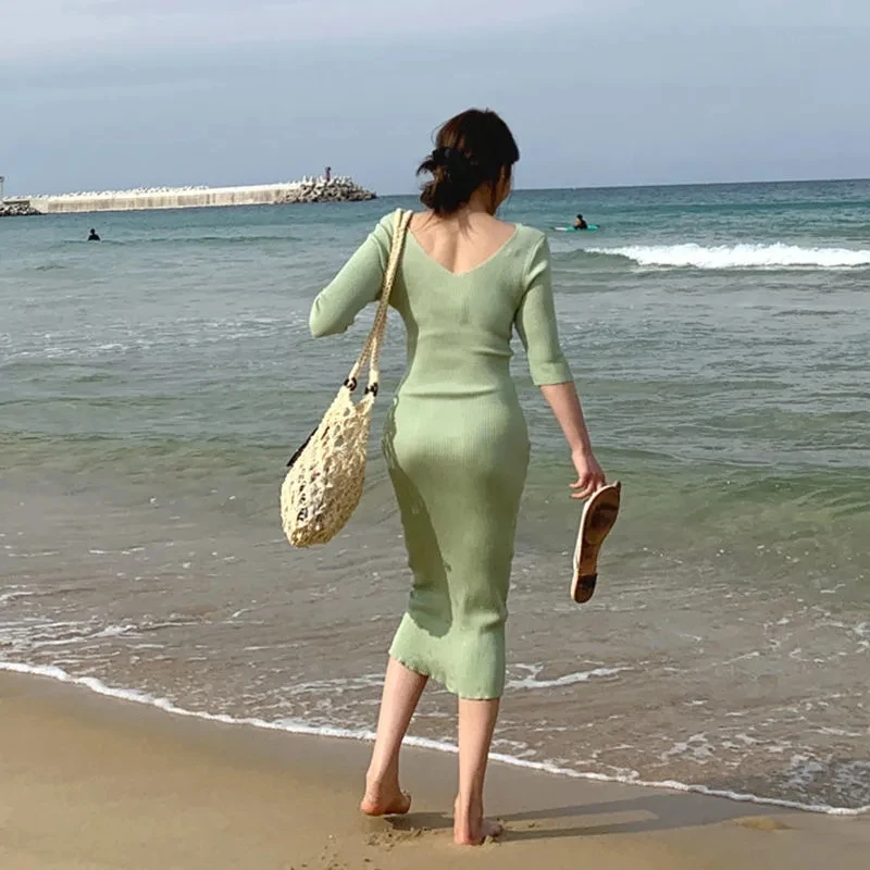 Knee-length dress knitted stretch sleeveless skinny elegant ladies 2021 summer sexy V-neck suspenderparty slimdress
Knee-length dress knitted stretch sleeveless skinny elegant ladies 2021 summer sexy V-neck suspenderparty slimdress