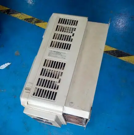 CIMR-P5A2015 15KW 220V INVERTER ; used one, 85 % appearance new ; 3 months warranty , freely shipping
CIMR-P5A2015 15KW 220V INVERTER ; used one, 85 % appearance new ; 3 months warranty , freely shipping