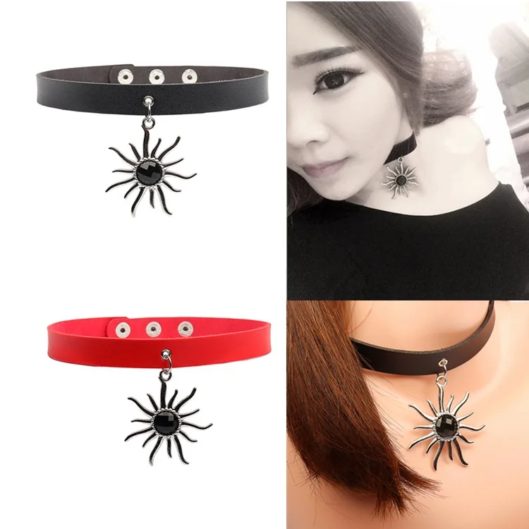 Retro Punk Collar Necklace Woman Harajuku Pu Leather Rivets Choker Necklace Party Club Sexy Gothic Jewelry Body Chain Girl Style
Retro Punk Collar Necklace Woman Harajuku Pu Leather Rivets Choker Necklace Party Club Sexy Gothic Jewelry Body Chain Girl Style