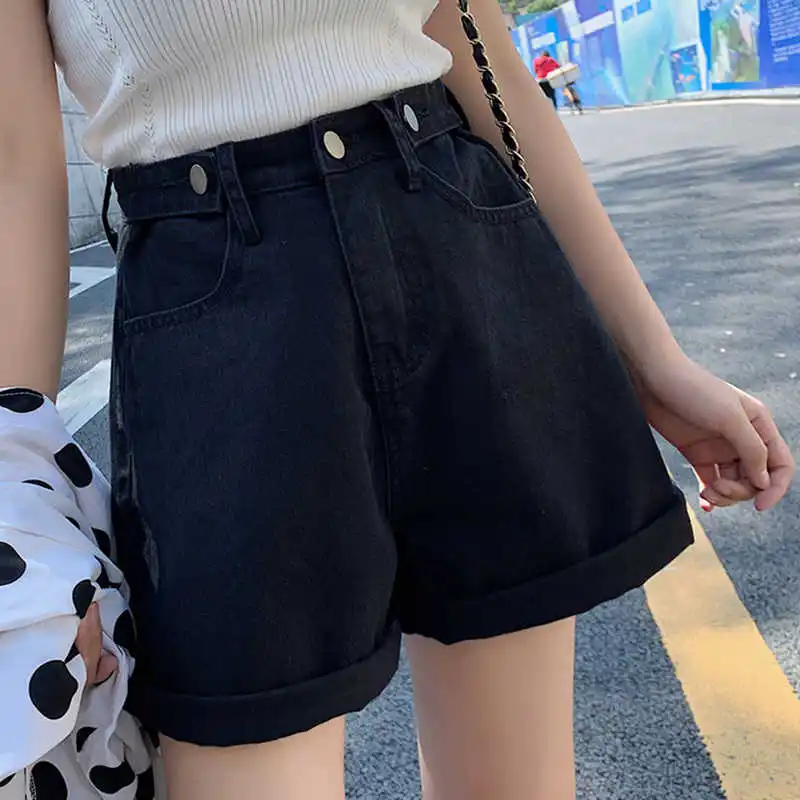 Denim Shorts Women 2021 Elegant Shorts Female High Waist Wide Leg Cotton Summer Korean Style Casual Loose Ladies Clothes
Denim Shorts Women 2021 Elegant Shorts Female High Waist Wide Leg Cotton Summer Korean Style Casual Loose Ladies Clothes