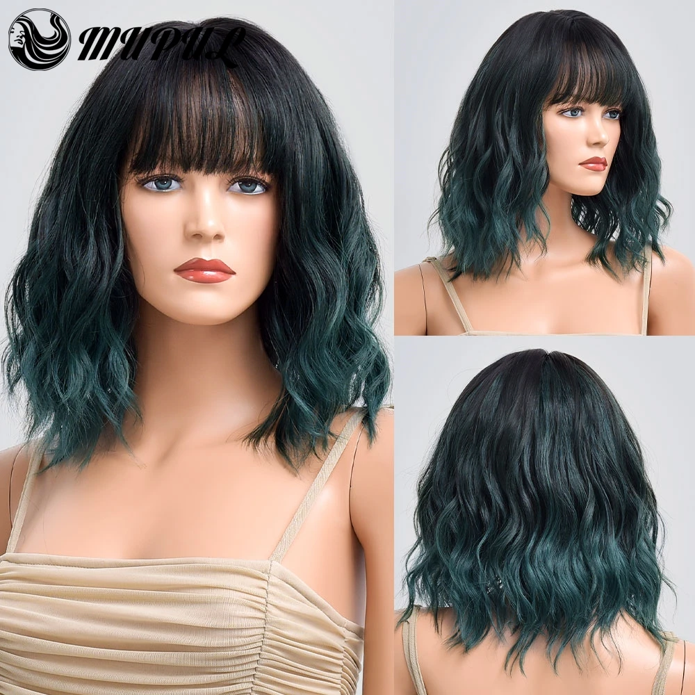 Short Green Wave Ombre Daily Hair Synthetic Wigs For White Women With Bangs Cosplay Heat Resistant Natural Female Fiber Wavy Wig
Short Green Wave Ombre Daily Hair Synthetic Wigs For White Women With Bangs Cosplay Heat Resistant Natural Female Fiber Wavy Wig