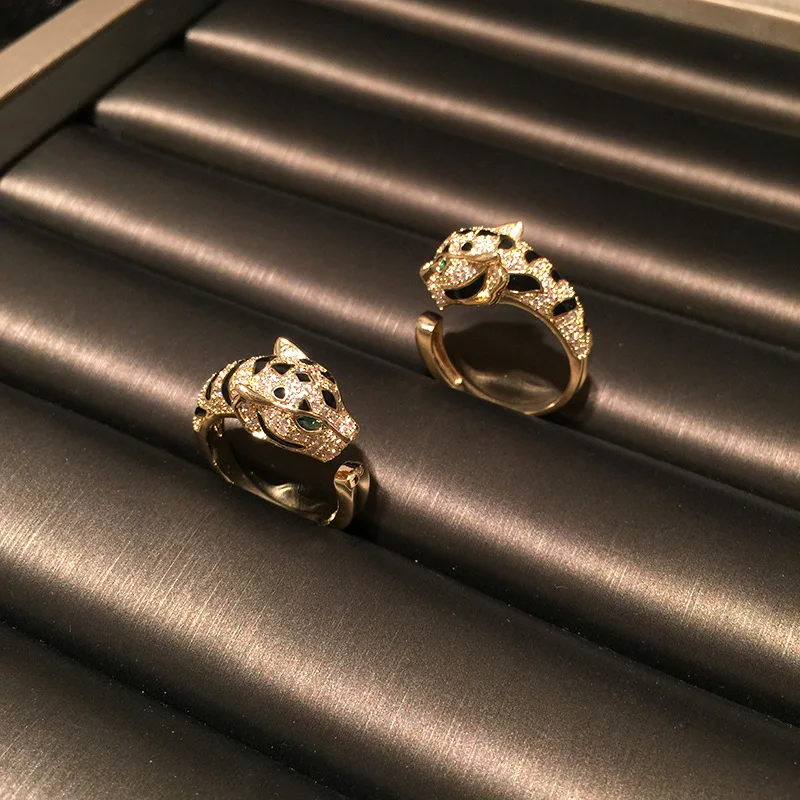 Linmouge Leopard Head Open Ring For Women Creative Micro-Zircon Green Color Eyes Adjusetable Fashion Fine Wedding Jewelry GR3
Linmouge Leopard Head Open Ring For Women Creative Micro-Zircon Green Color Eyes Adjusetable Fashion Fine Wedding Jewelry GR3