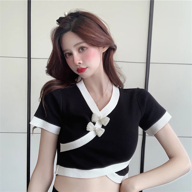 T-Shirt Women Clothing Female Top 2021 Fashion Bow Sweet Summer Thin Skinny Tshirts V-Neck Knit Ladies Short Sleeve
T-Shirt Women Clothing Female Top 2021 Fashion Bow Sweet Summer Thin Skinny Tshirts V-Neck Knit Ladies Short Sleeve